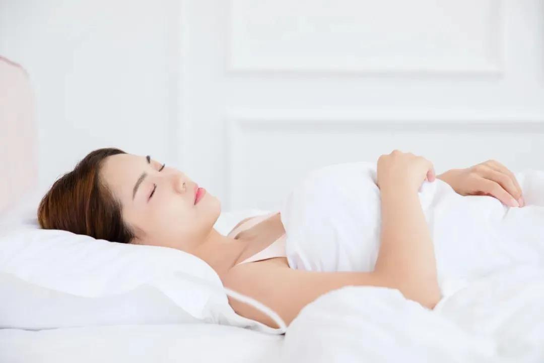 华佗教你睡觉，不管熬夜与否，都看看吧！