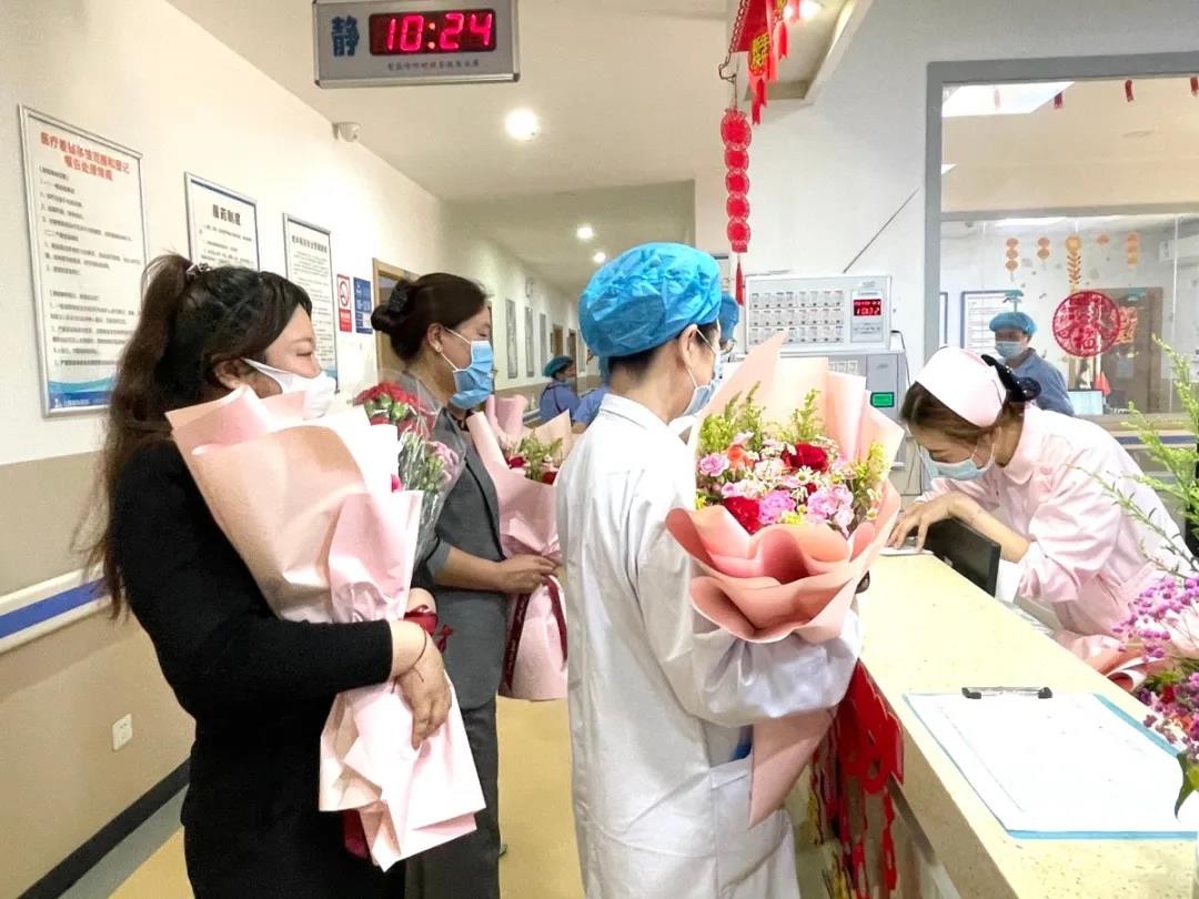 致敬512护士节丨燕子说，这里的春天最美丽
