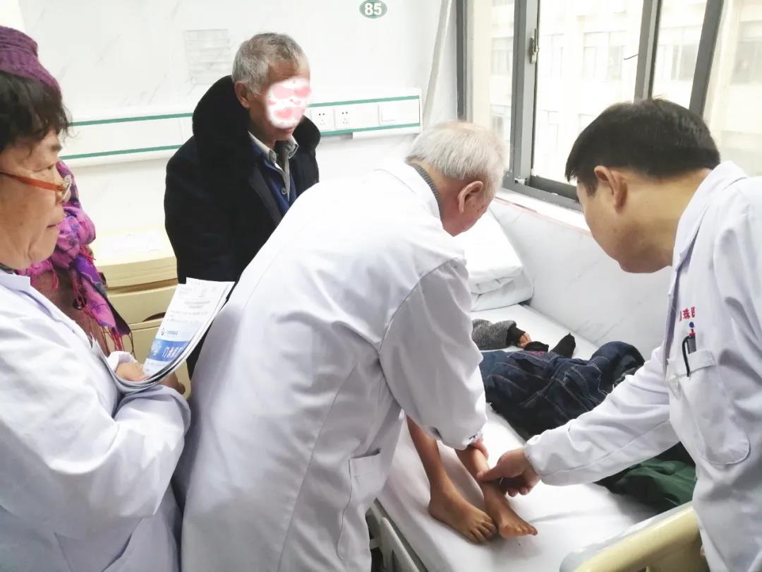 对症解顽疾丨明珠医院外科医生有专长，救治脑瘫患儿洒满阳光！